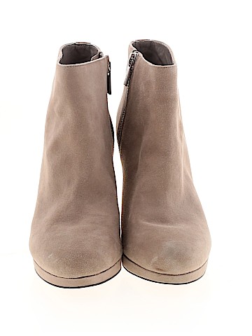 MICHAEL Michael Kors Ankle Boots (view 2)