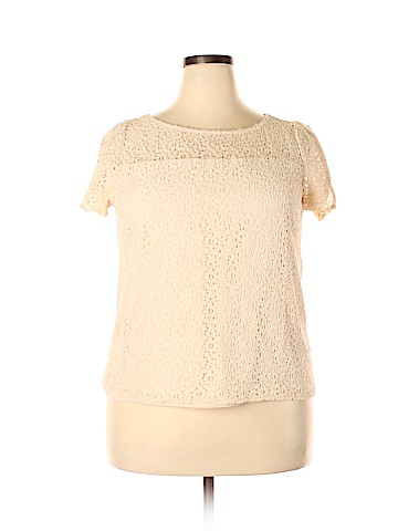 41Hawthorn Short Sleeve Blouse (view 1)