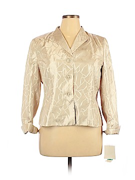 Suit Studio Size 16 Petite