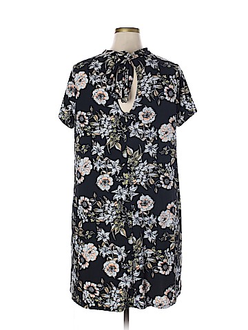 Sauci Casual Dress (view 2)