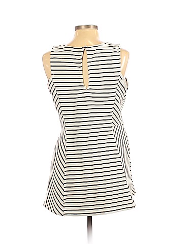 A Pea in the Pod Sleeveless Top (view 2)