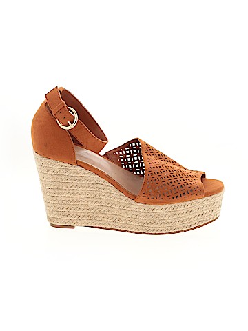 14th & Union Wedges (view 1)