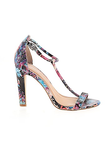 Express Heels (view 1)