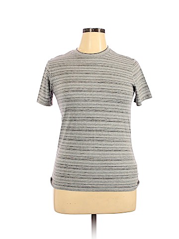 Old Navy Short Sleeve T-Shirt (view 1)