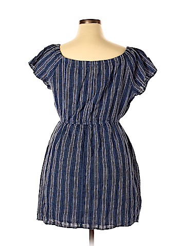 Universal Thread Casual Dress (view 2)