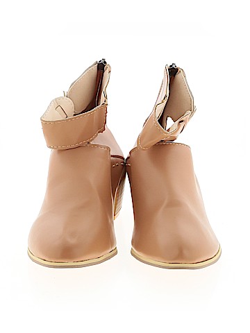 Unbranded Ankle Boots (view 2)