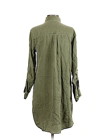 Old Navy Casual Dress (view 2)