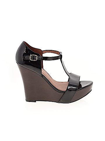 Elizabeth and James Wedges (view 1)