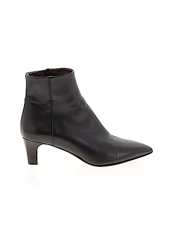 Attilio Giusti Leombruni Ankle Boots (view 1)