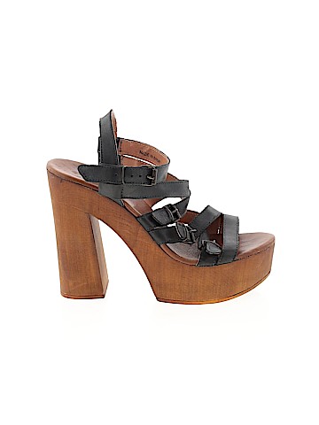 Musse & Cloud Sandals (view 1)