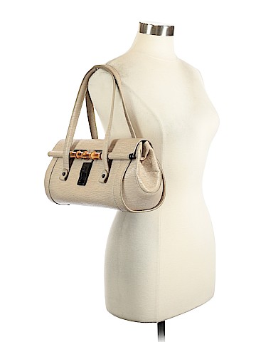 Gucci Leather Shoulder Bag (view 2)