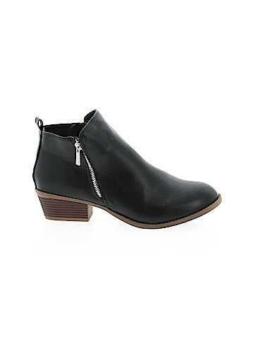 Unbranded Ankle Boots (view 1)