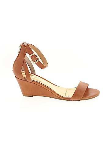 Thalia Sodi Wedges (view 1)