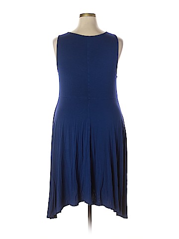 Old Navy Casual Dress (view 2)