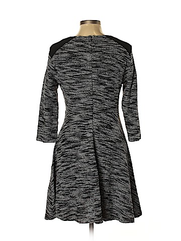 Old Navy Casual Dress (view 2)