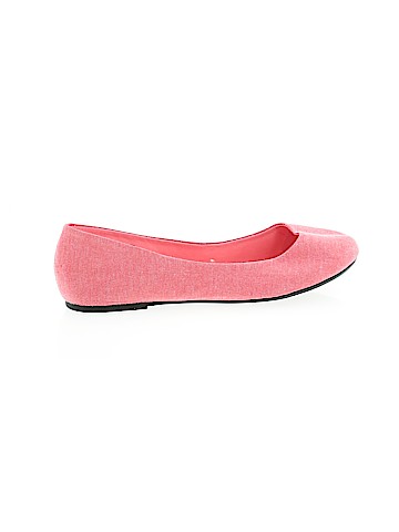 Unbranded Flats (view 1)