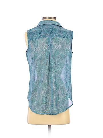 Liz Claiborne Sleeveless Blouse (view 2)