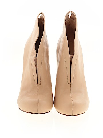 Barneys New York Ankle Boots (view 2)