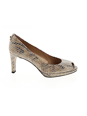 Stuart Weitzman Heels (view 1)
