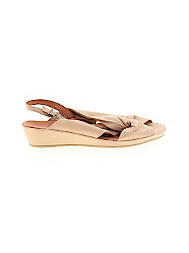 L'Amour Des Pieds Size 11