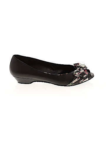 Betseyville By Betsey Johnson Flats (view 1)