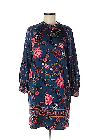 Ann Taylor LOFT Casual Dress (view 1)