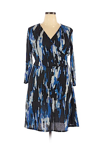 Star Vixen Casual Dress (view 1)