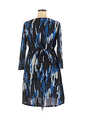 Star Vixen Casual Dress (view 2)