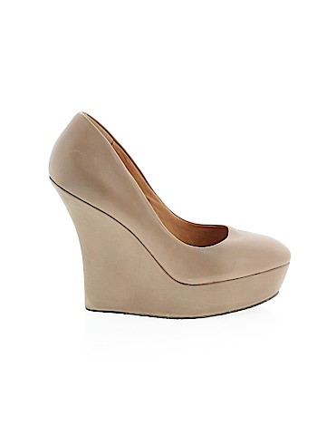 L.A.M.B. Wedges (view 1)