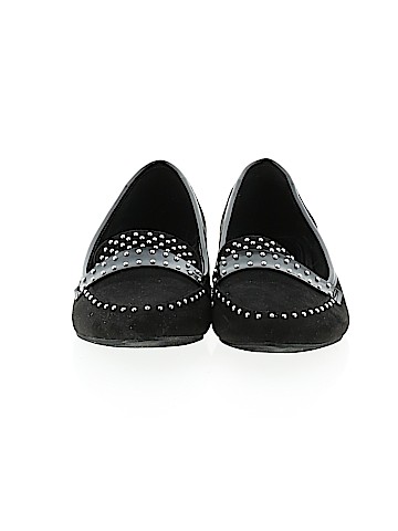 REPORT Flats (view 2)