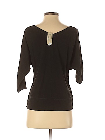 American Eagle Outfitters 3/4 Sleeve T-Shirt (view 2)