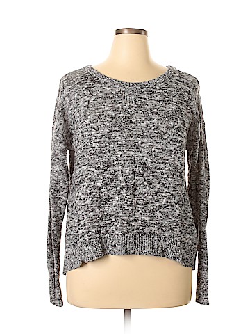 American Eagle Outfitters Pullover Sweater (view 1)