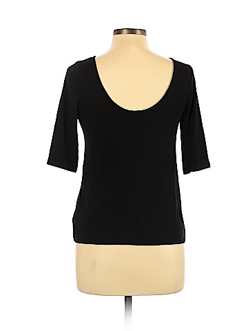 Old Navy 3/4 Sleeve T-Shirt (view 2)