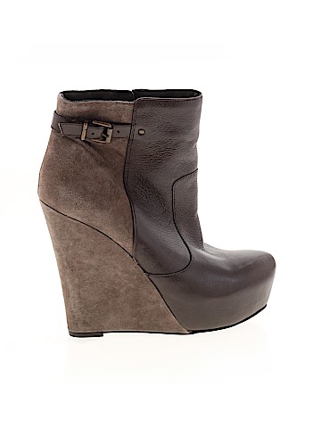 Jessica Simpson Wedges (view 1)