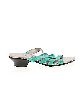 Karen Scott Sandals (view 1)