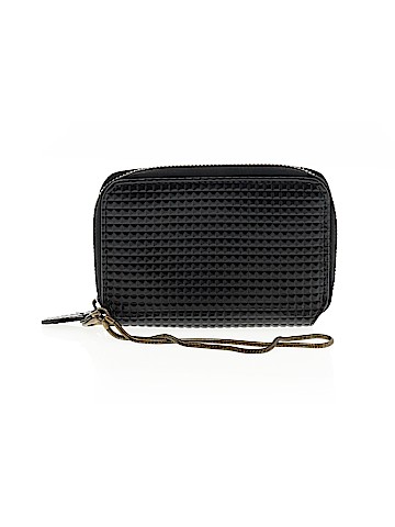 Unbranded Wristlet (view 1)