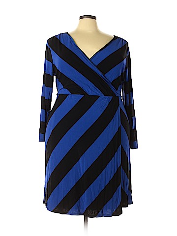 Old Navy Casual Dress (view 1)