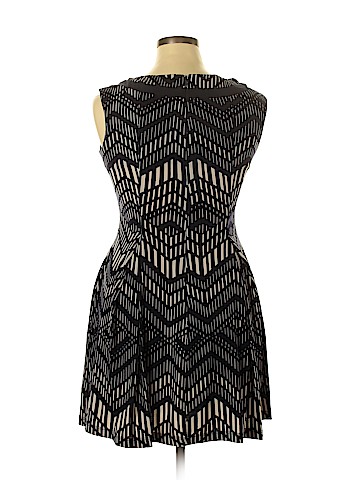 Danny & Nicole Casual Dress (view 2)