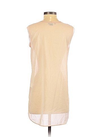 Vince. Sleeveless Silk Top (view 2)