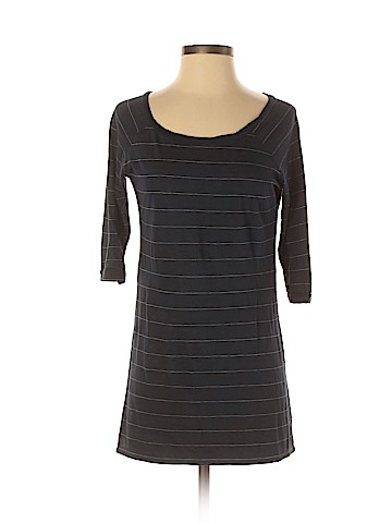 Vince. 3/4 Sleeve Top (view 1)