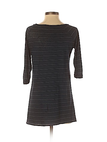 Vince. 3/4 Sleeve Top (view 2)