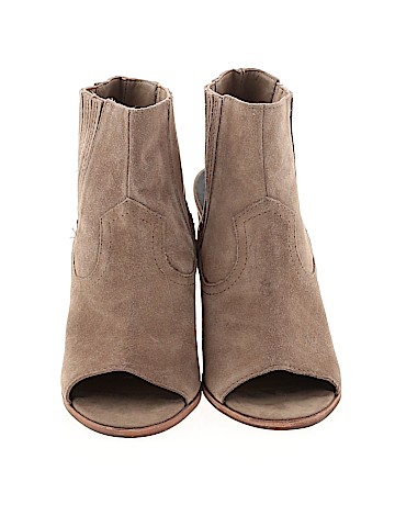 Dolce Vita Ankle Boots (view 2)