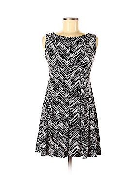 Connected Apparel Size 4 Petite