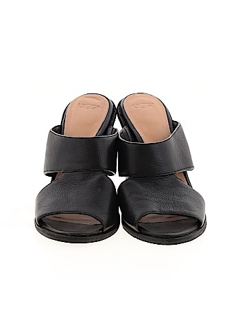 Ugg Australia Mule/Clog (view 2)