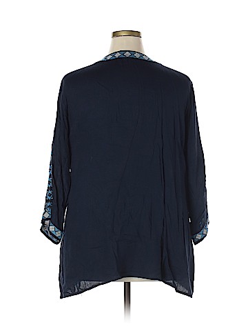 Solitaire 3/4 Sleeve Blouse (view 2)