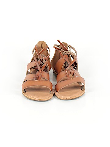 Old Navy Sandals (view 2)