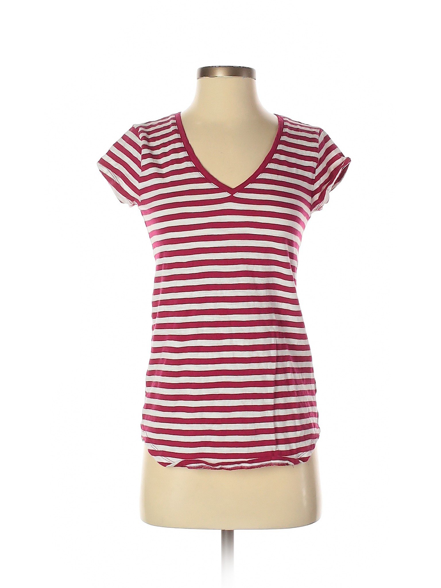 red gap t shirt