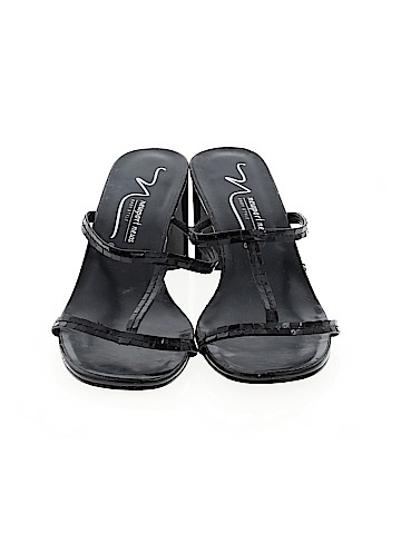 Newport News Heels (view 2)