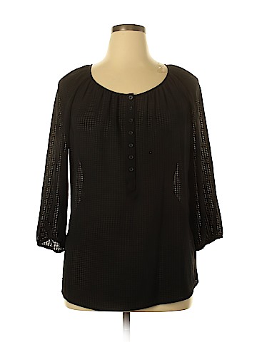 Croft & Barrow Plus 3/4 Sleeve Blouse (view 1)