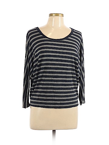 Vince. 3/4 Sleeve Top (view 1)